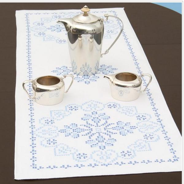 Americana Perle Edge Tablerunner & Doilies Set Stamped for Cross Stitch 