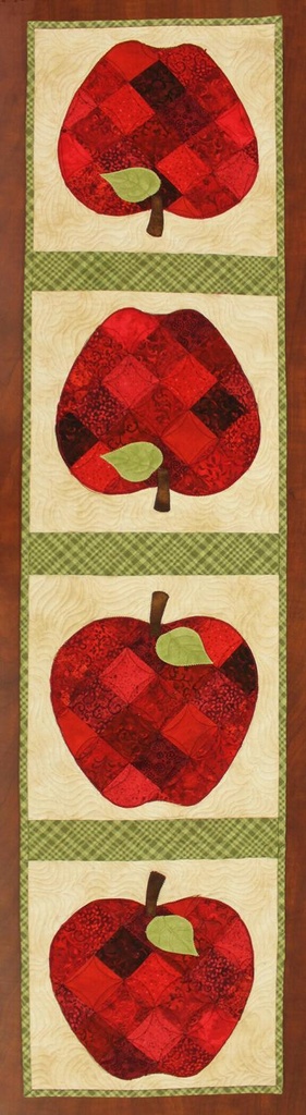 Patchwork Apple Table Runner Kit