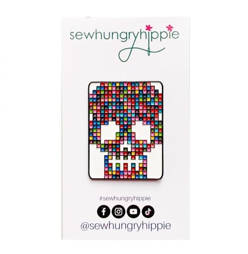 [SHH-82491] Patchwork Skull Enamel Pin From Sewhungyhippie